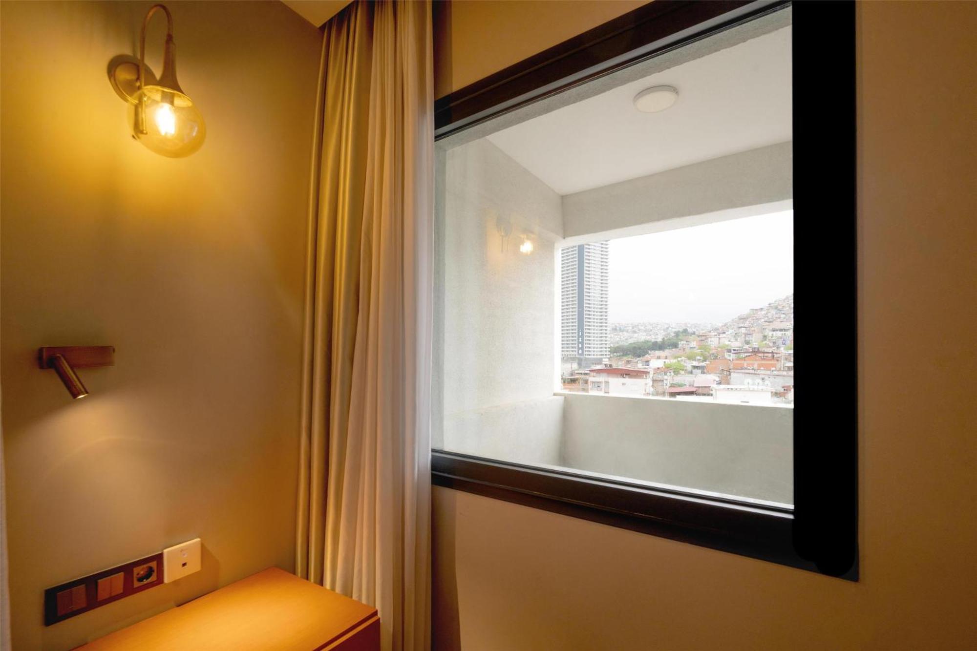 BW Izmir Hotel Extérieur photo